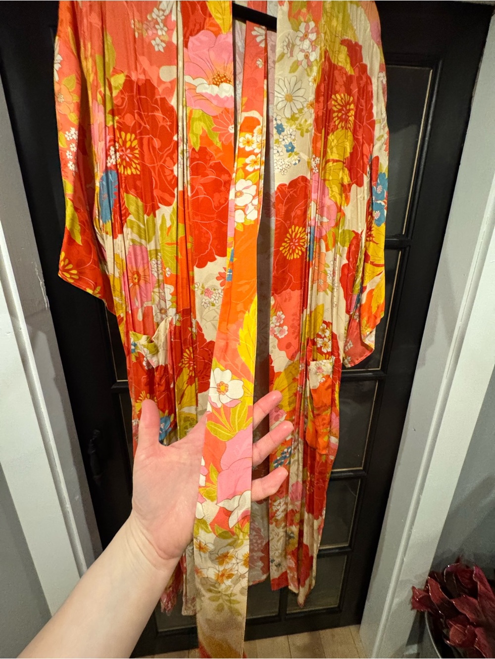 Spell & The Gypsy Tyler Maxi Robe in Chilli S/M - Picture 9 of 13